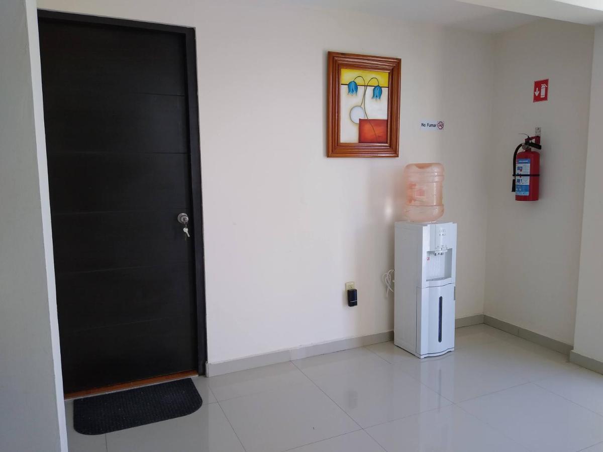 Habitacion Matrimonial Con Cama Y Sofa Para Cuatro Personas Tlaxcalancingo Exterior foto
