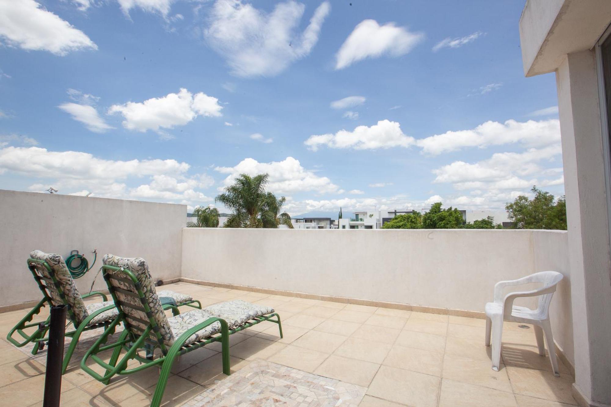 Habitacion Matrimonial Con Cama Y Sofa Para Cuatro Personas Tlaxcalancingo Exterior foto